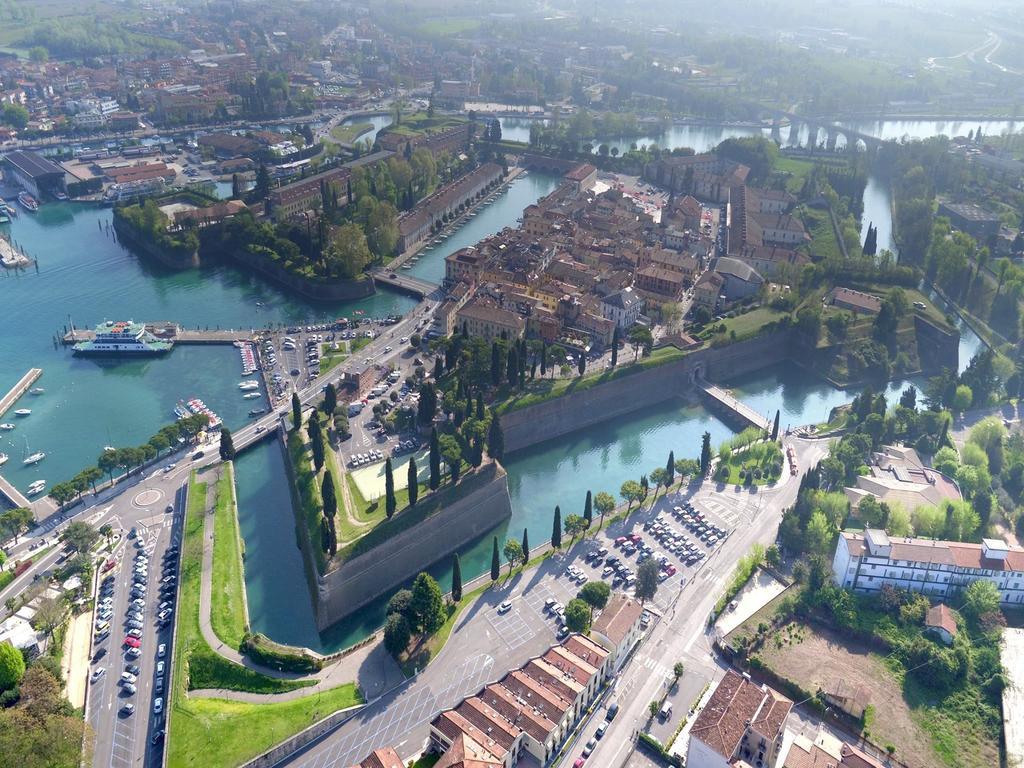 Lake Garda Lovers 佩斯基耶拉德加达 外观 照片
