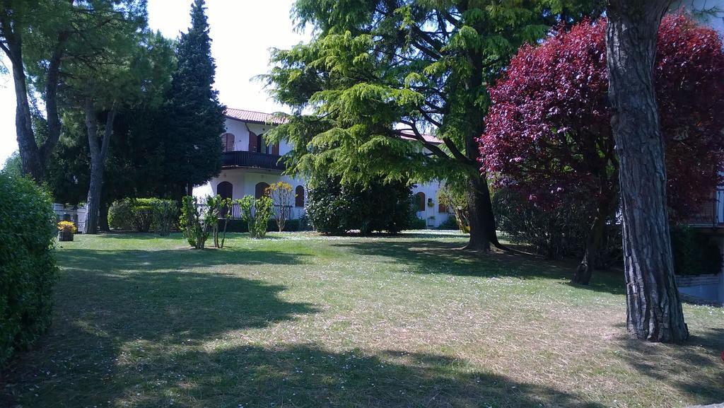 Lake Garda Lovers 佩斯基耶拉德加达 外观 照片